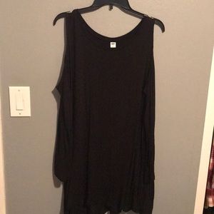 Old Navy cold shoulder top